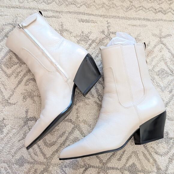 Franco Sarto Anina Chalk White Point Toe Leather Ankle Boots, size 9M - Picture 1 of 9